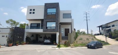 Casa en venta en Santiago
