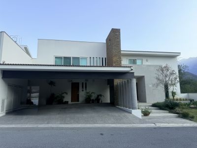 Casa en venta en Carretera Nacional
