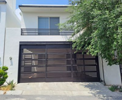 Casa en renta en García