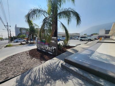 Local comercial en renta en Escobedo