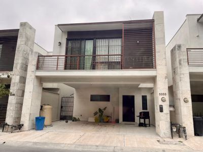 Casa en renta en Cumbres