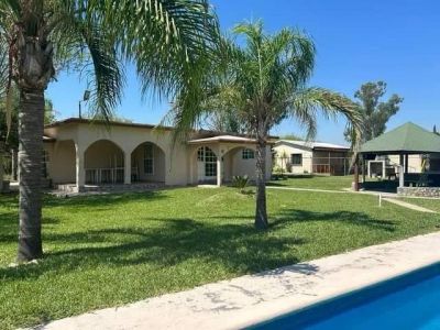 Quinta, rancho, hacienda en venta en Cadereyta