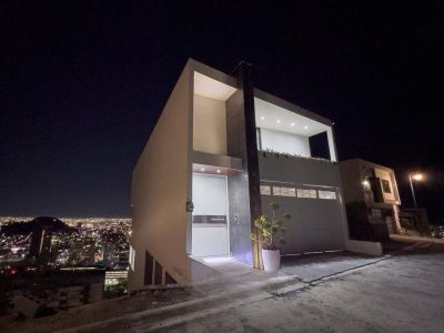 Casa en venta en Valle Oriente