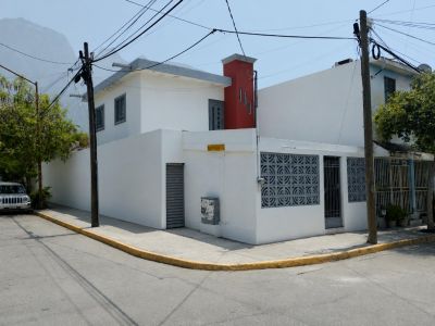 Casa en renta en Santa Catarina
