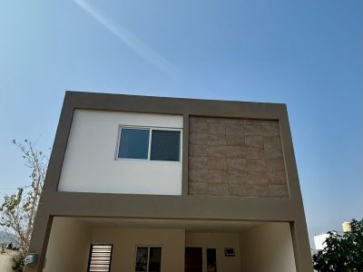Casa en renta en Carretera Nacional