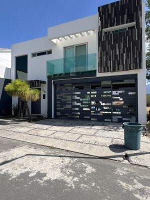 Casa en renta en Carretera Nacional
