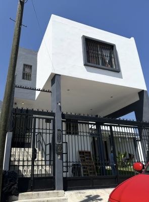 Casa en venta en Santa Catarina