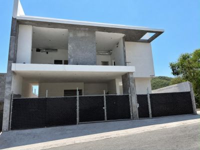 Casa en venta en Carretera Nacional