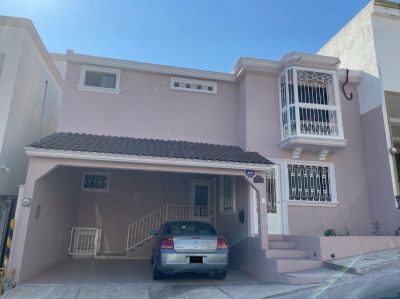 Casa en renta en Cumbres