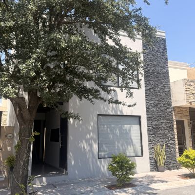 Casa en renta en Escobedo