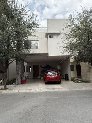 Casa en renta en Santa Catarina