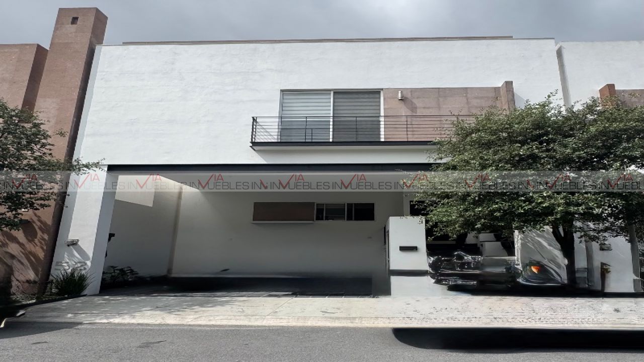 Casa en venta en Santa Catarina