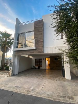 Casa en renta en Escobedo
