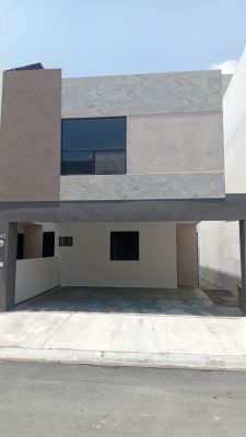Casa en renta en García