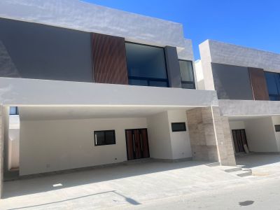 Casa en renta en Carretera Nacional