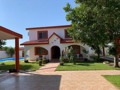 Quinta, rancho, hacienda en venta en Salinas Victoria