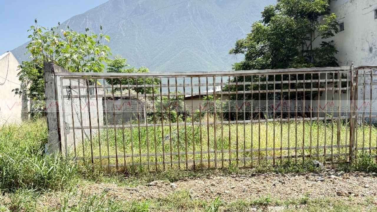 Terreno residencial en venta en Carretera Nacional