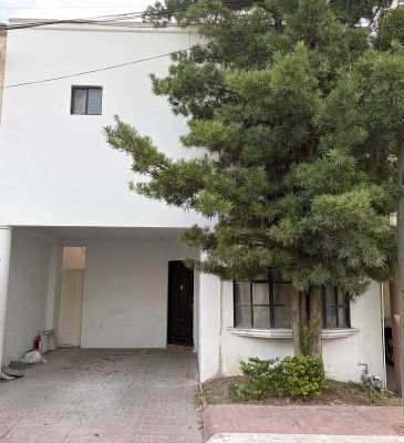 Casa en renta en Santa Catarina